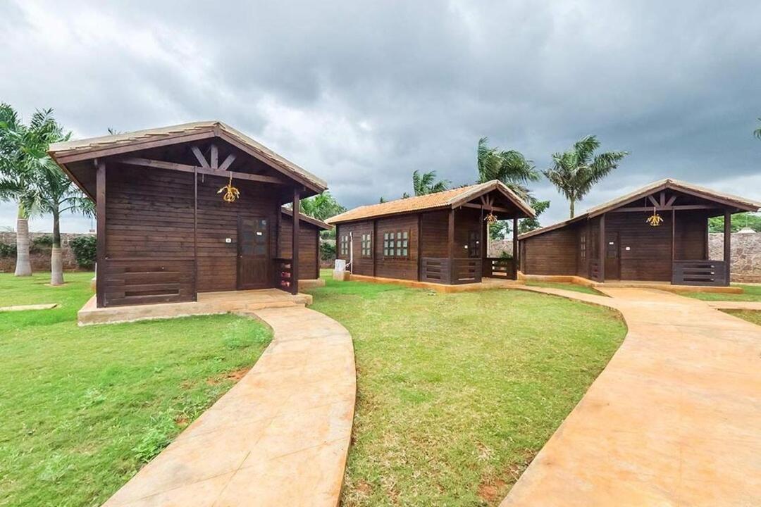 Krishna Heritage Resort 巴达米 外观 照片